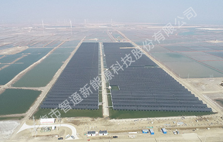 新能源开发中心桩西采油厂氧化塘分布式光伏发电项目.jpg